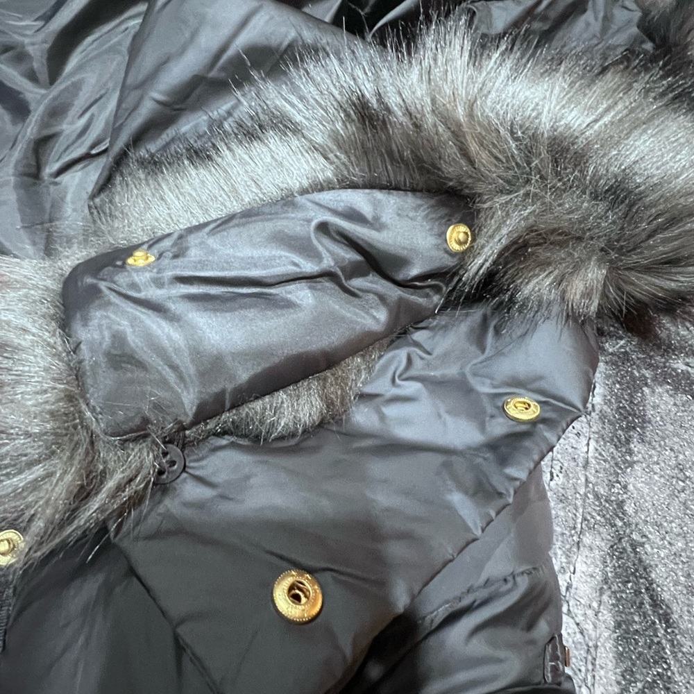 Via Spiga Grey Winter Coat with Faux Fur Trim Removable Hood | Size Medium - Picture 15 of 16